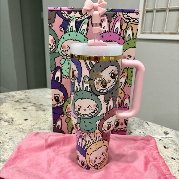 Labubu Stanley 40 oz - Picture 2 of 4